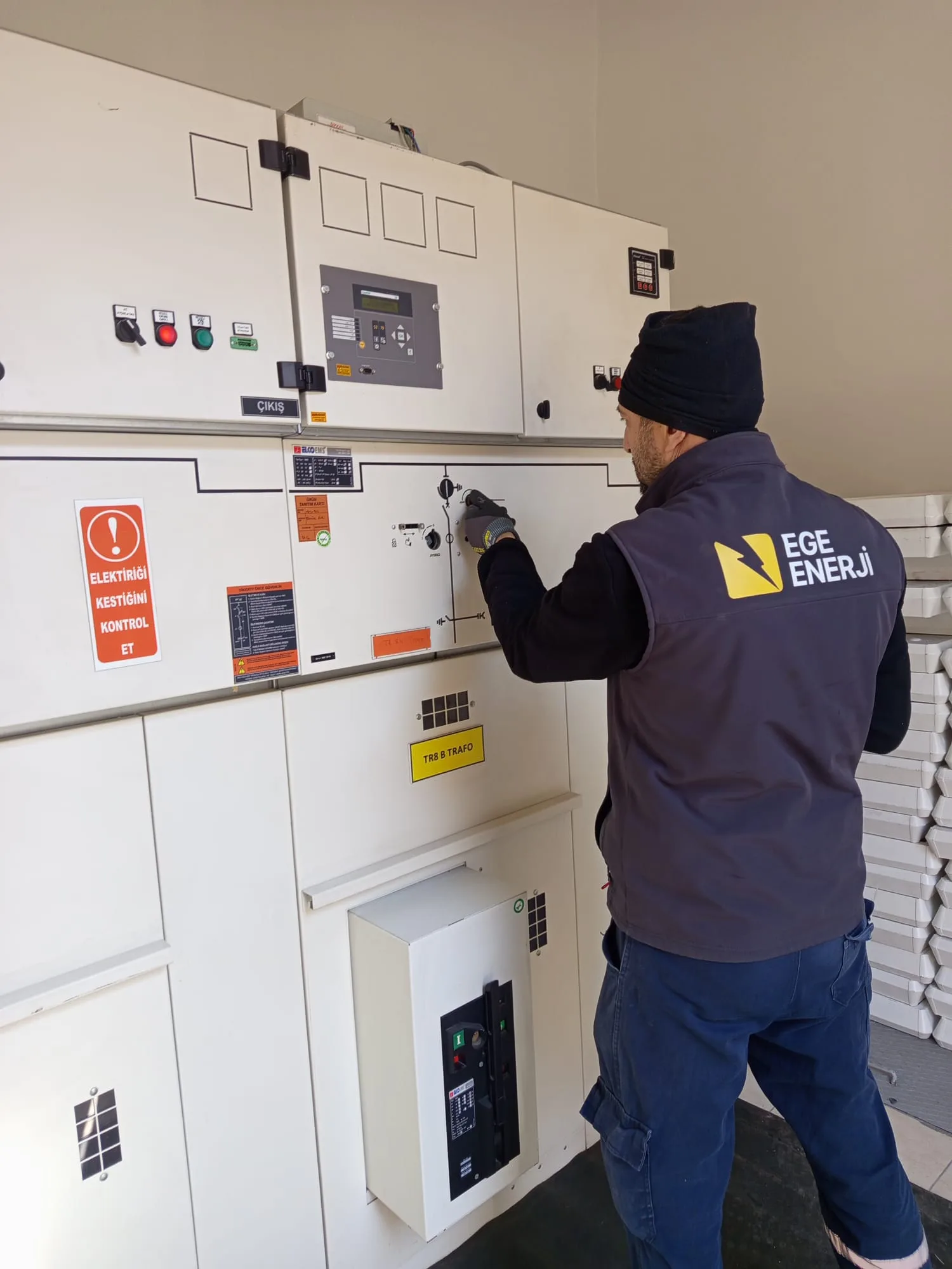 Endustriyel Tesisat hizmet kart gorseli