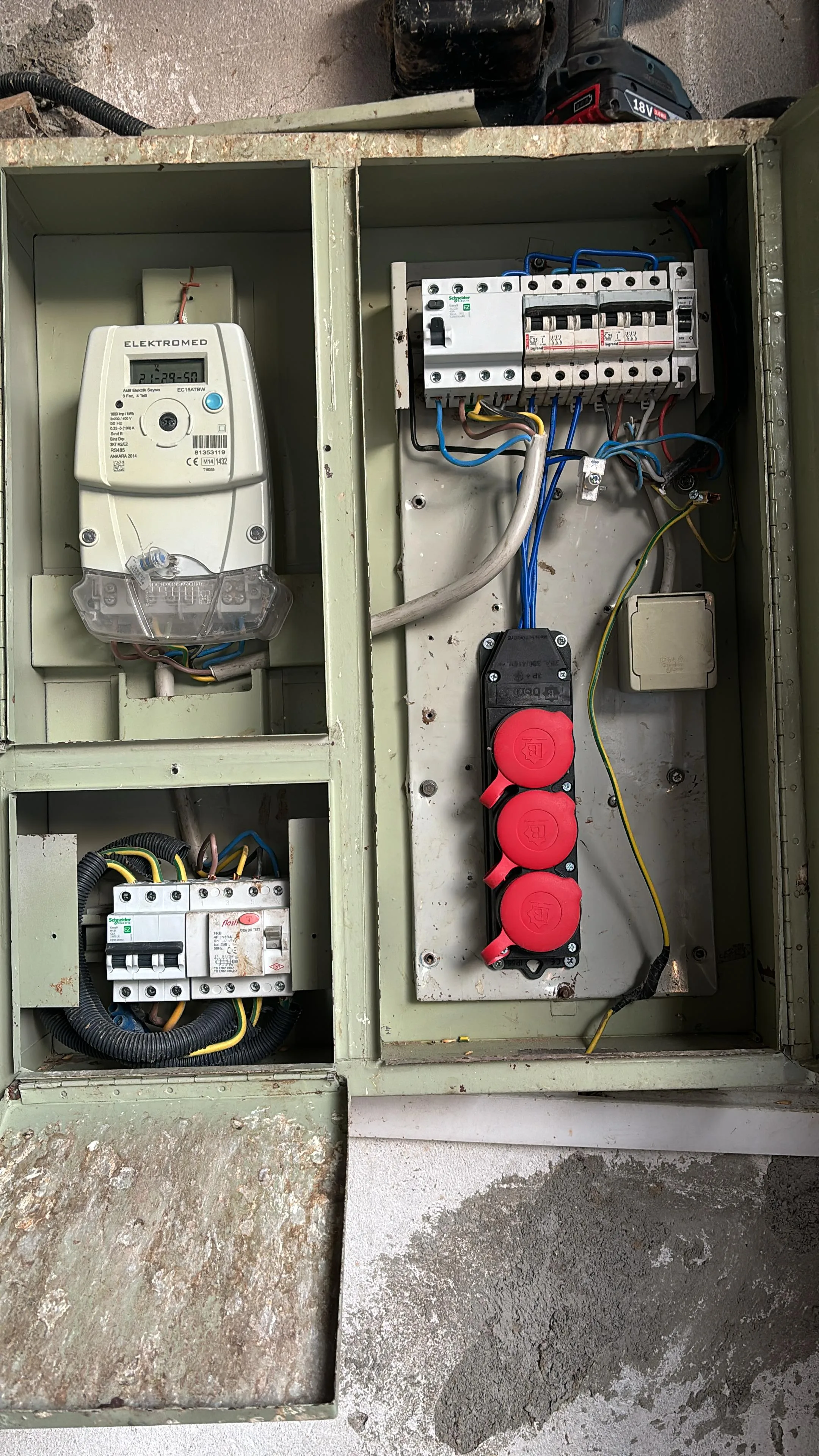 01KMZETE9RDQTPKJEC8W2DAATT